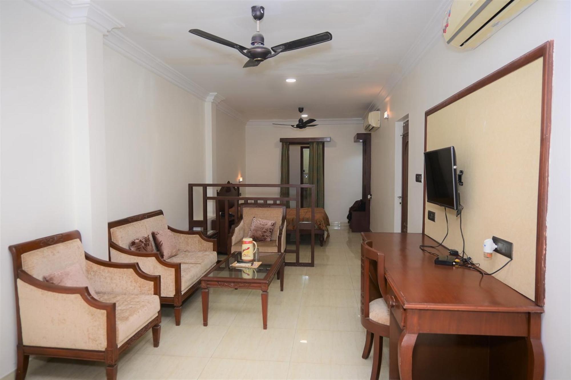 Hotel Ashray Ujjain Luaran gambar